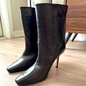 NWT Stuart Weitzman heeled leather booties